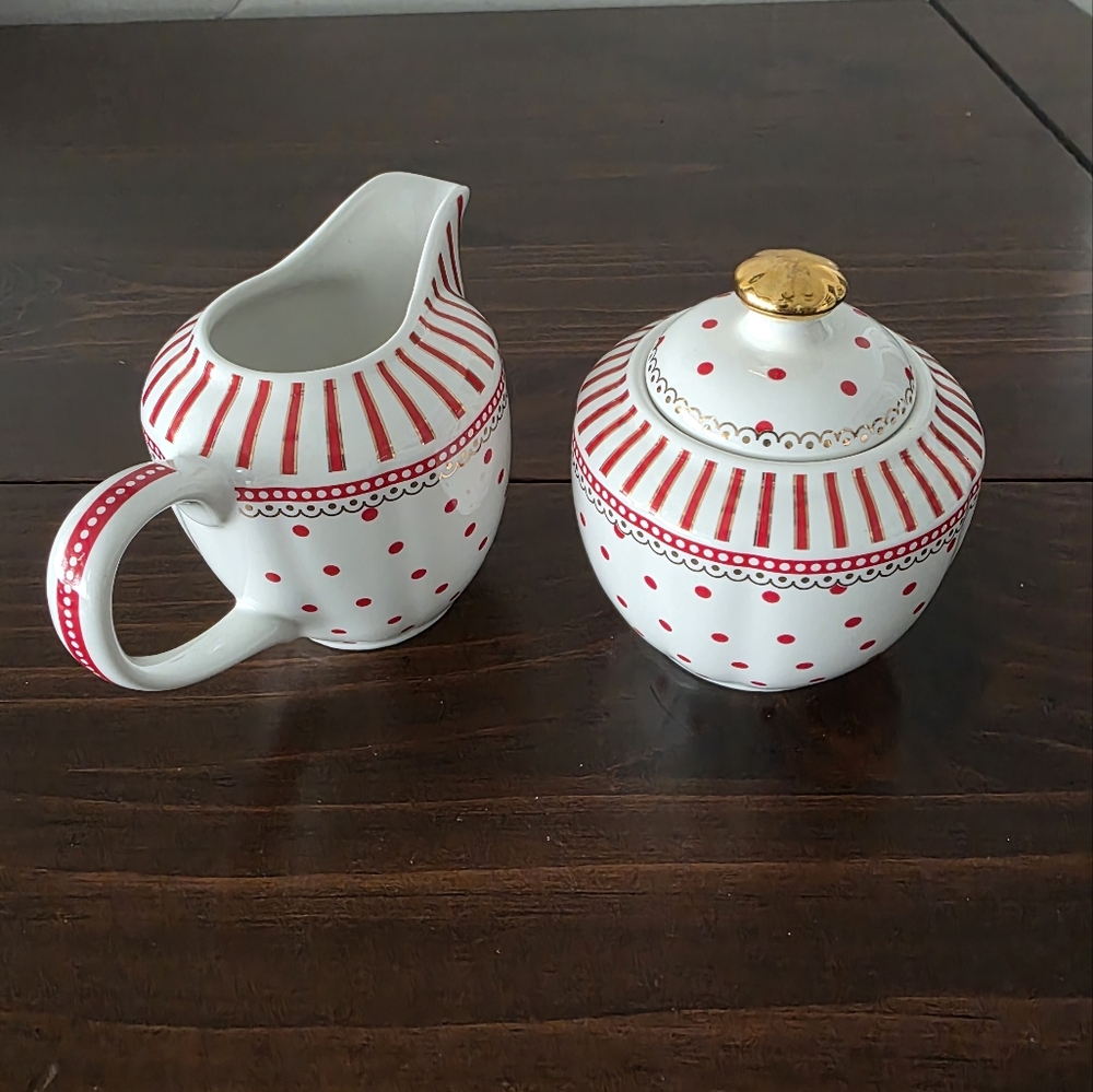 Grace Teaware Josephine Porcelain Sugar & Creamer Set - Red - Picture 3 of 6